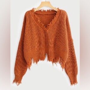 Women's Frayed Hem V-Neck Sweater - Rust